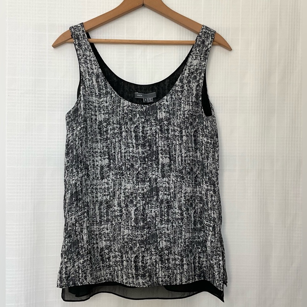 🌱Vince 100% silk double layer black and white patterned tank top